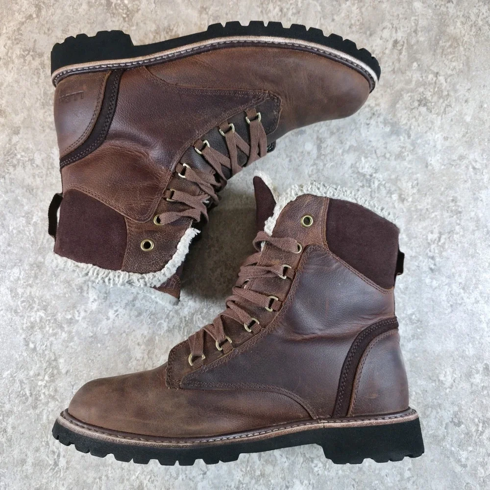 LL Bean Rugged Cozy Boots Womens 9 Brown Leather Sherpa Vibram Sole *No Insoles
